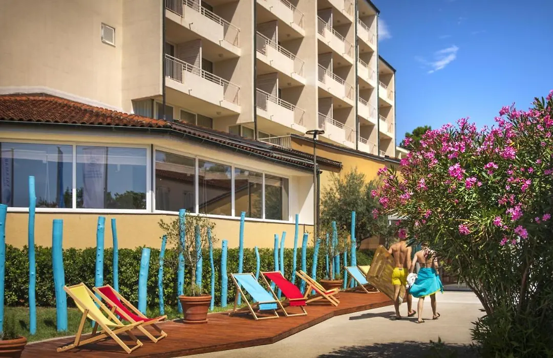 Miramar Sunny Hotel By Valamar-1